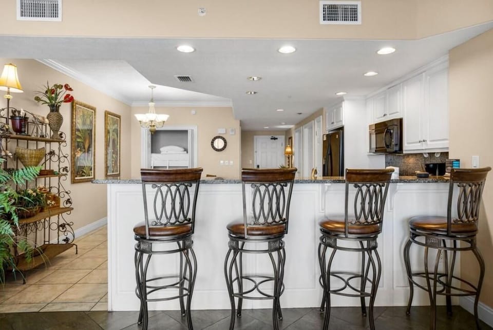 Condo, Multiple Beds (Treasure Island 1804) | Private kitchen | Oven, toaster