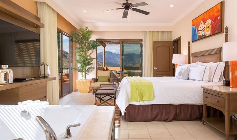 Elite Penthouse, 4 Bedrooms, Ocean View | In-room safe, iron/ironing board, free WiFi, bed sheets