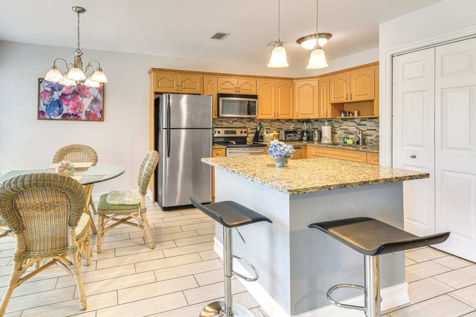 Kitchen | Cooking Basics | Island Seating