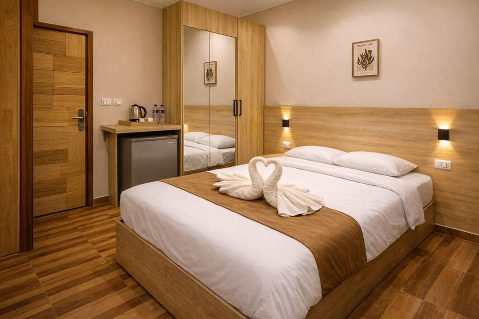Deluxe Single Room | Free minibar items, desk, blackout drapes, soundproofing