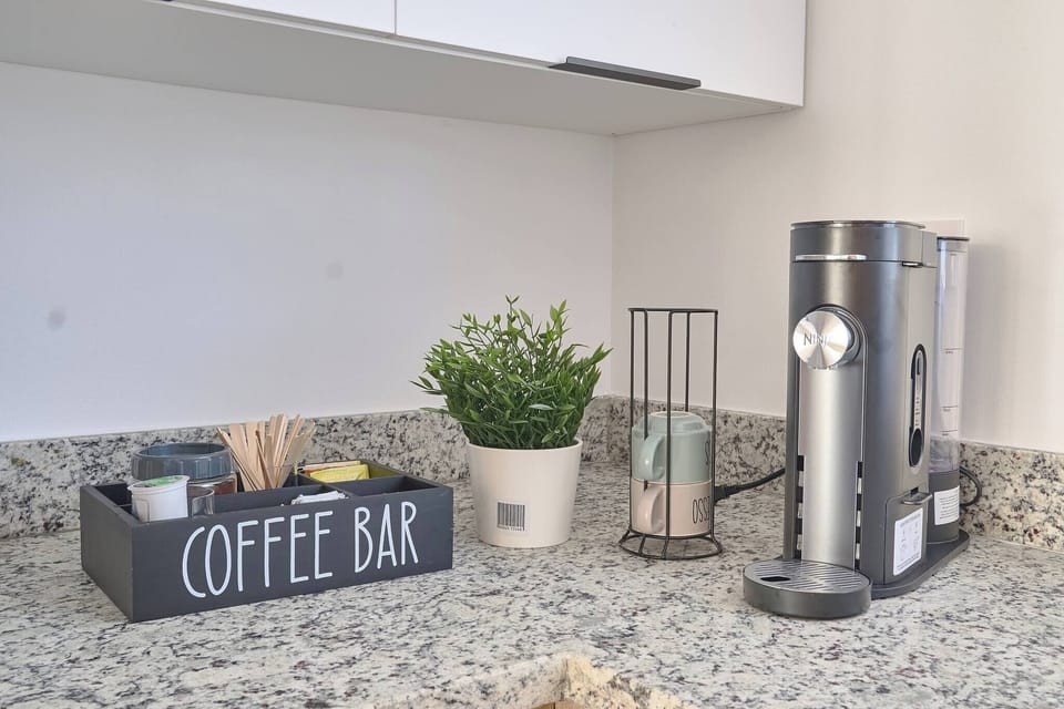 Apartment, 2 Bedrooms, Accessible, Smoking | Interior