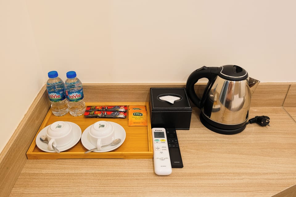 Superior Double Room | In-room safe, desk, soundproofing, WiFi (free)