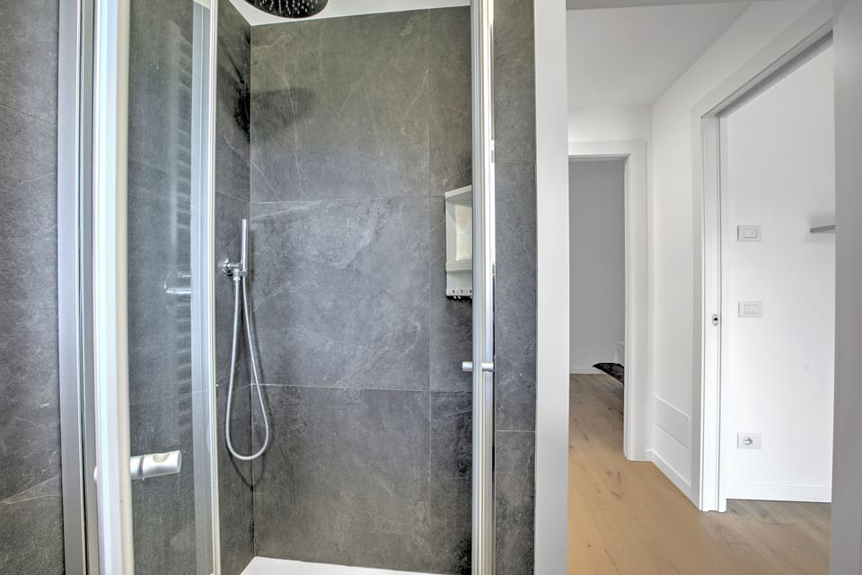 Casa Rudolfo Apartment With Private Garden Apartment in Riva del Garda