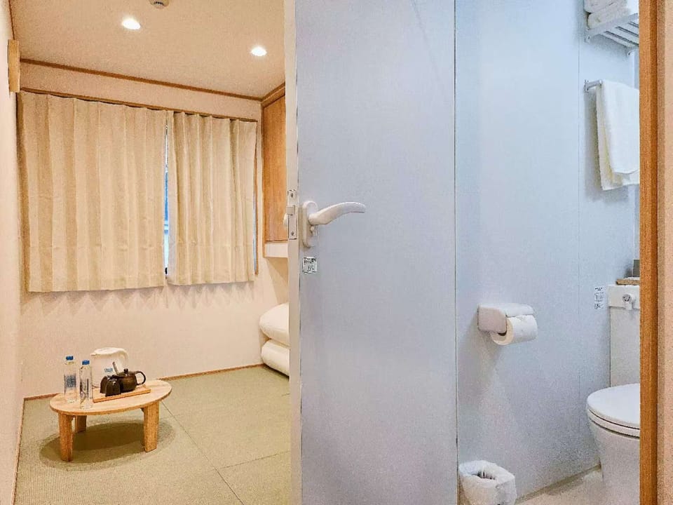 Comfort Double Room | Blackout drapes, free WiFi, bed sheets