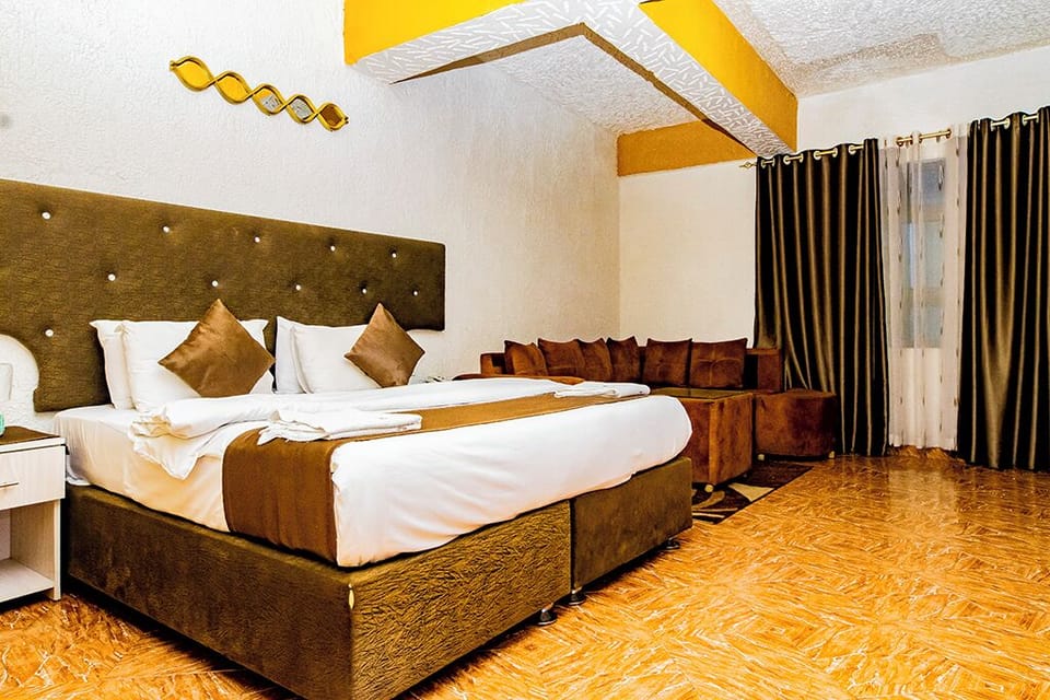 Deluxe Double Room | Free WiFi, bed sheets