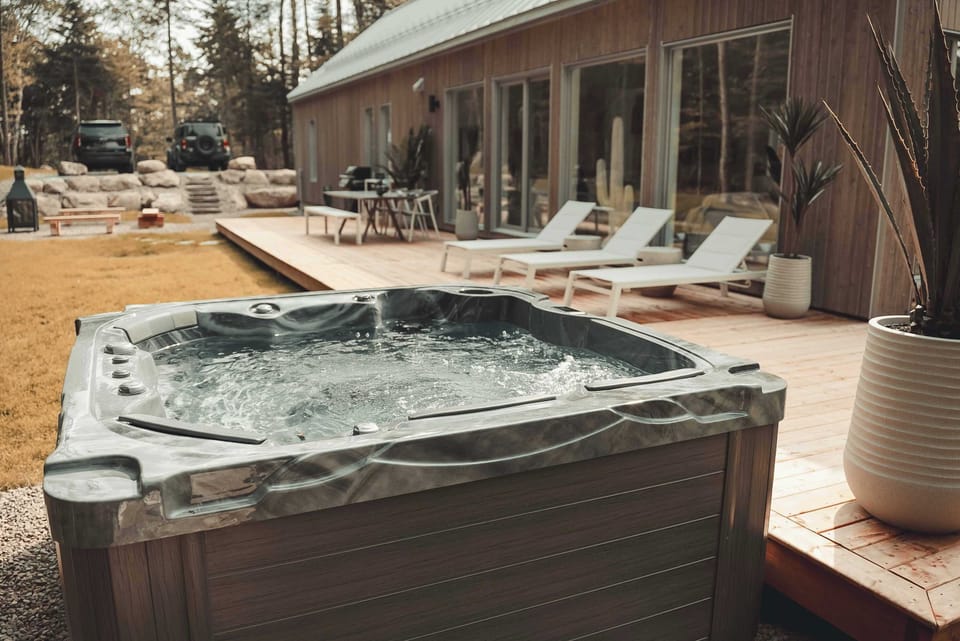The spa is calling you from the windows...