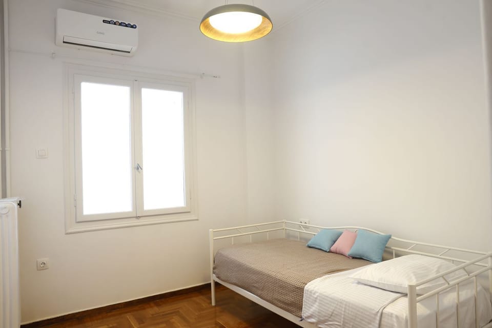 Comfort Apartment, Kitchen | Iron/ironing board, free WiFi, bed sheets