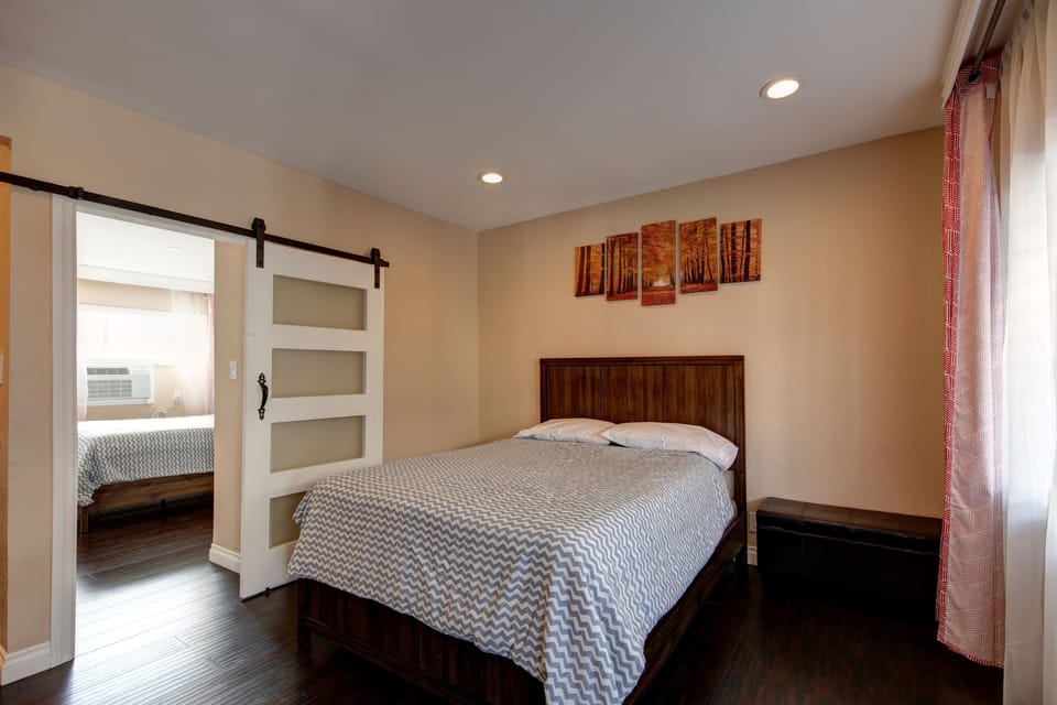Double Room, 2 Queen Beds | Minibar, desk, iron/ironing board, free cribs/infant beds