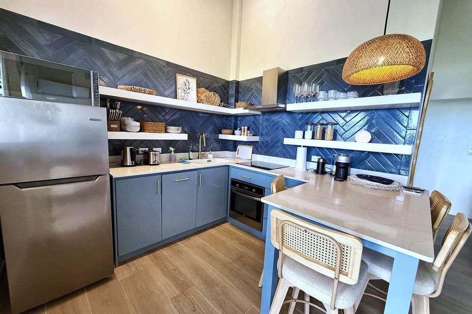 Apartment, 2 Bedrooms, Balcony, Ocean View | Interior