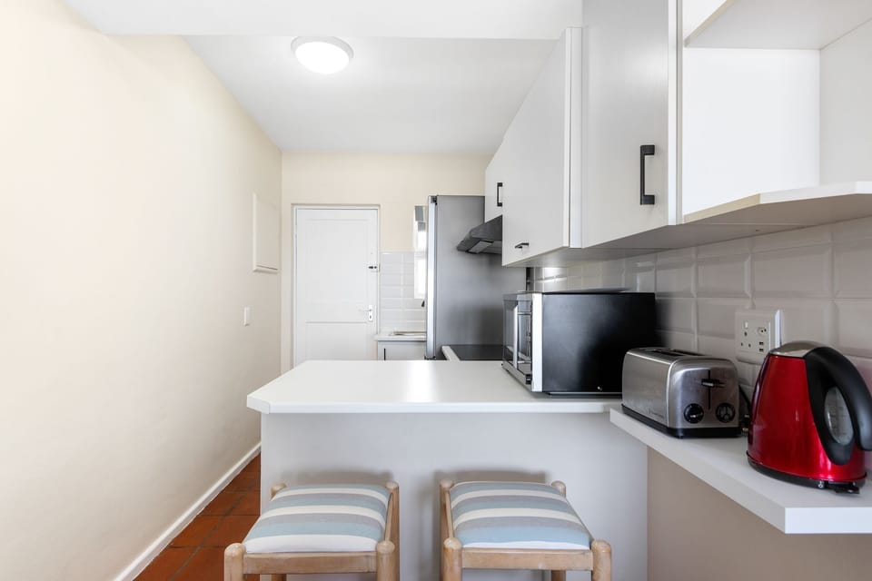 Apartment (0 Bedroom) | Interior