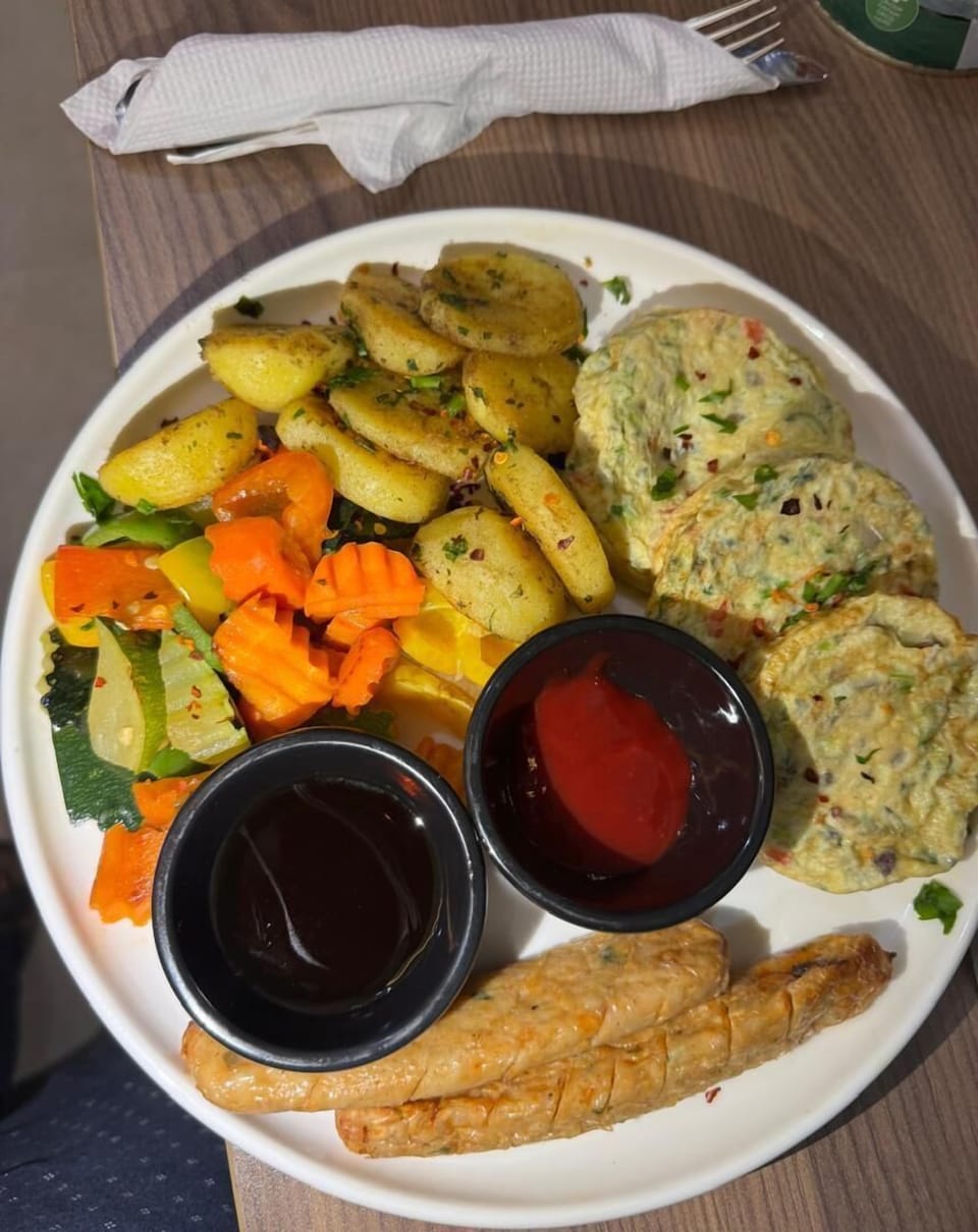 Free daily English breakfast