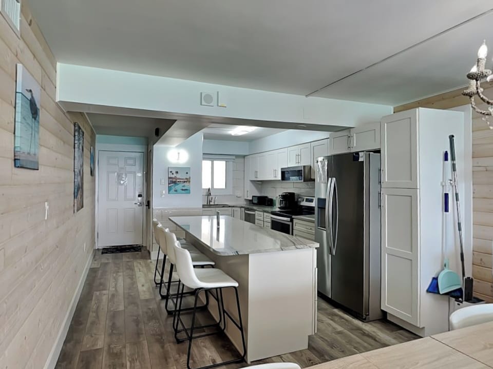 Kitchen Island Seating