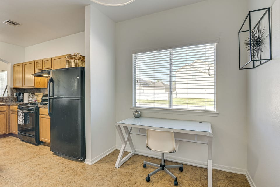 House (3 Bedrooms) | Interior