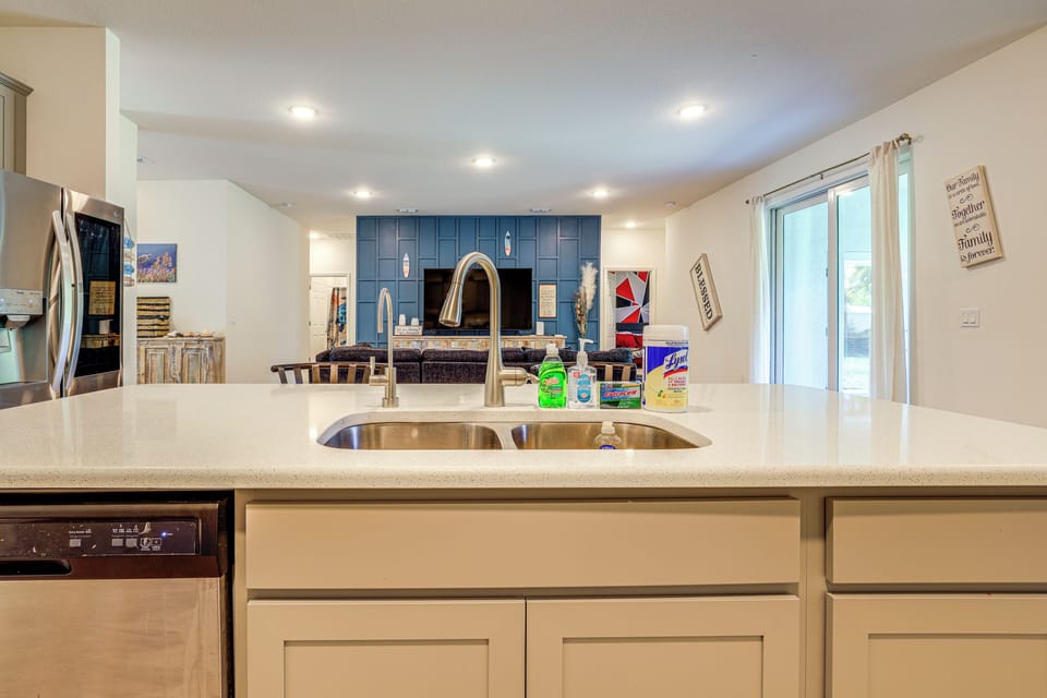 House (4 Bedrooms) | Interior