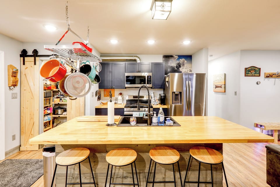 House (3 Bedrooms) | Interior
