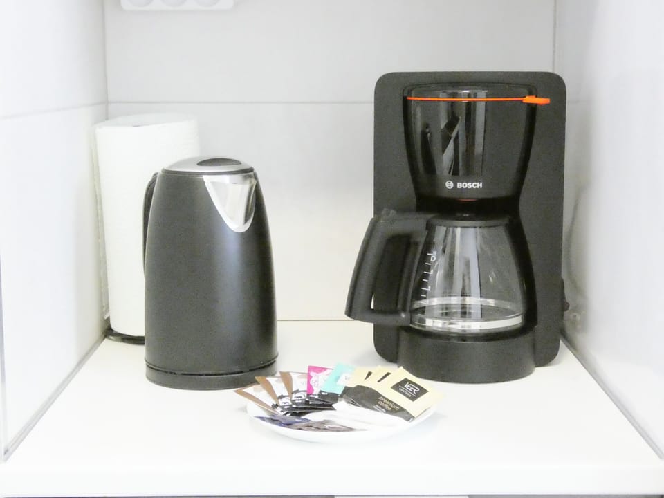 Classic Apartment, Balcony | Private kitchenette | Coffee/tea maker, electric kettle