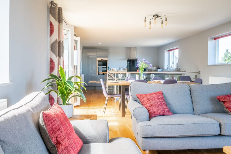 Sea Peeks, Brancaster: Open-plan living space