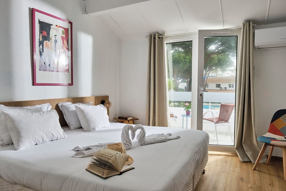 Double Room | Individually decorated, individually furnished, desk, free WiFi