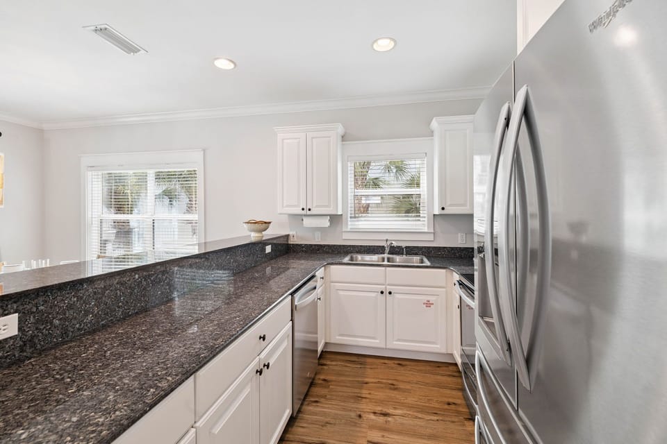 Ample Storage & Counter Space!
