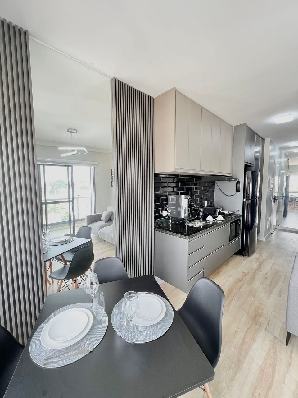 Basic Studio | Dining