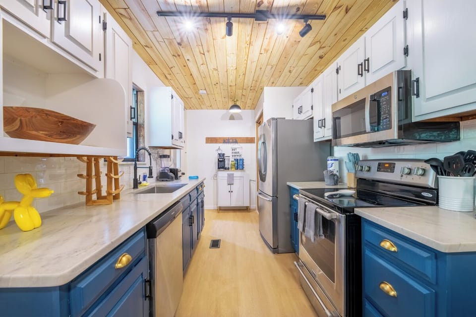 Cedarwood's fully-equipped kitchen