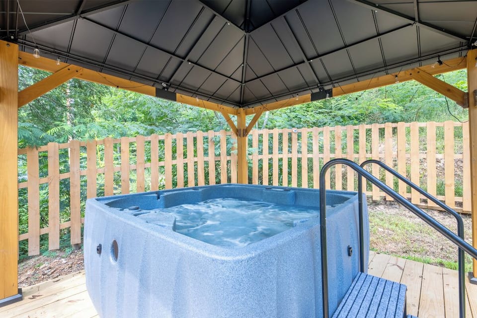 Cedarwood's bubbling hot tub