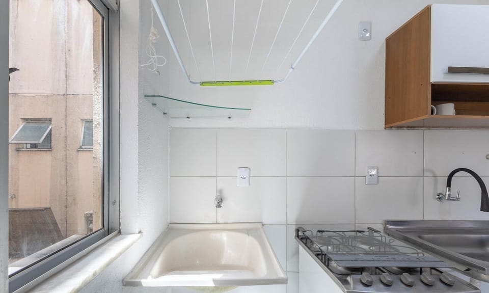 Basic Apartment | Private kitchen | Cookware/dishes/utensils