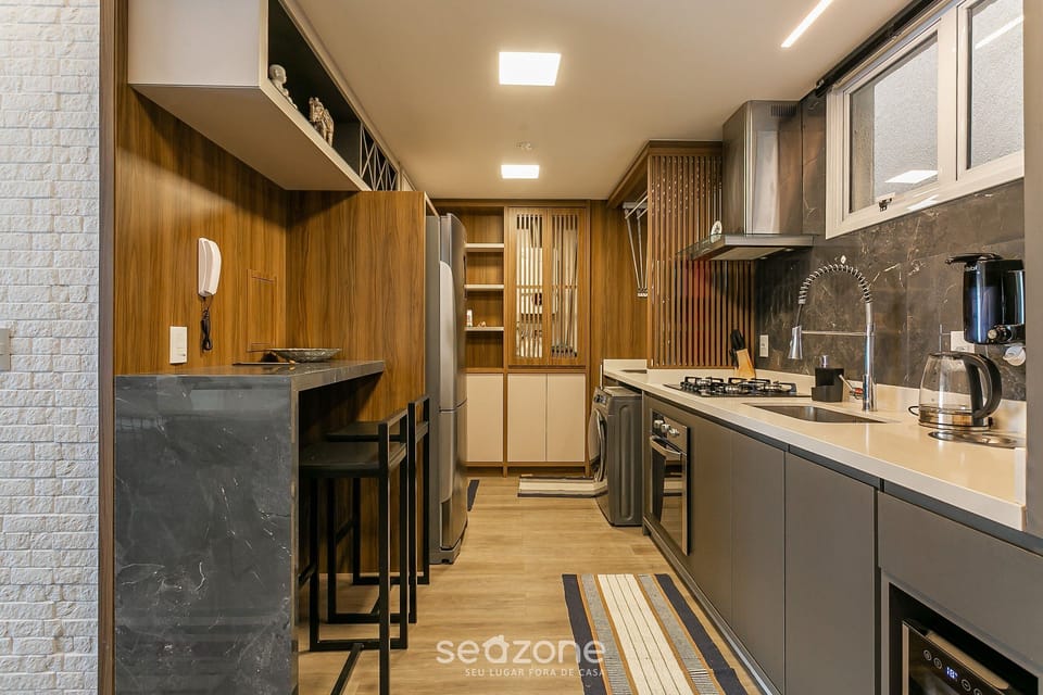 Basic Apartment | Private kitchen | Cookware/dishes/utensils