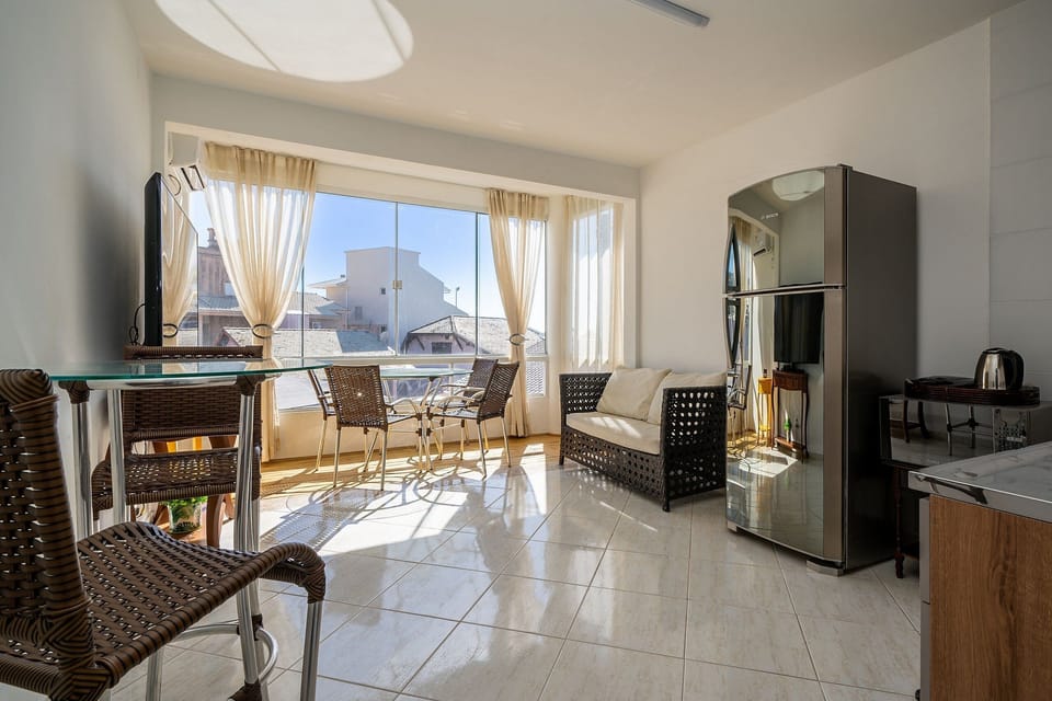 Basic Apartment | Living area
