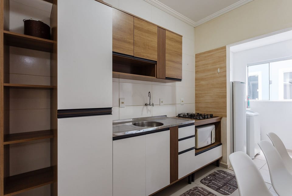 Basic Apartment | Private kitchen | Cookware/dishes/utensils
