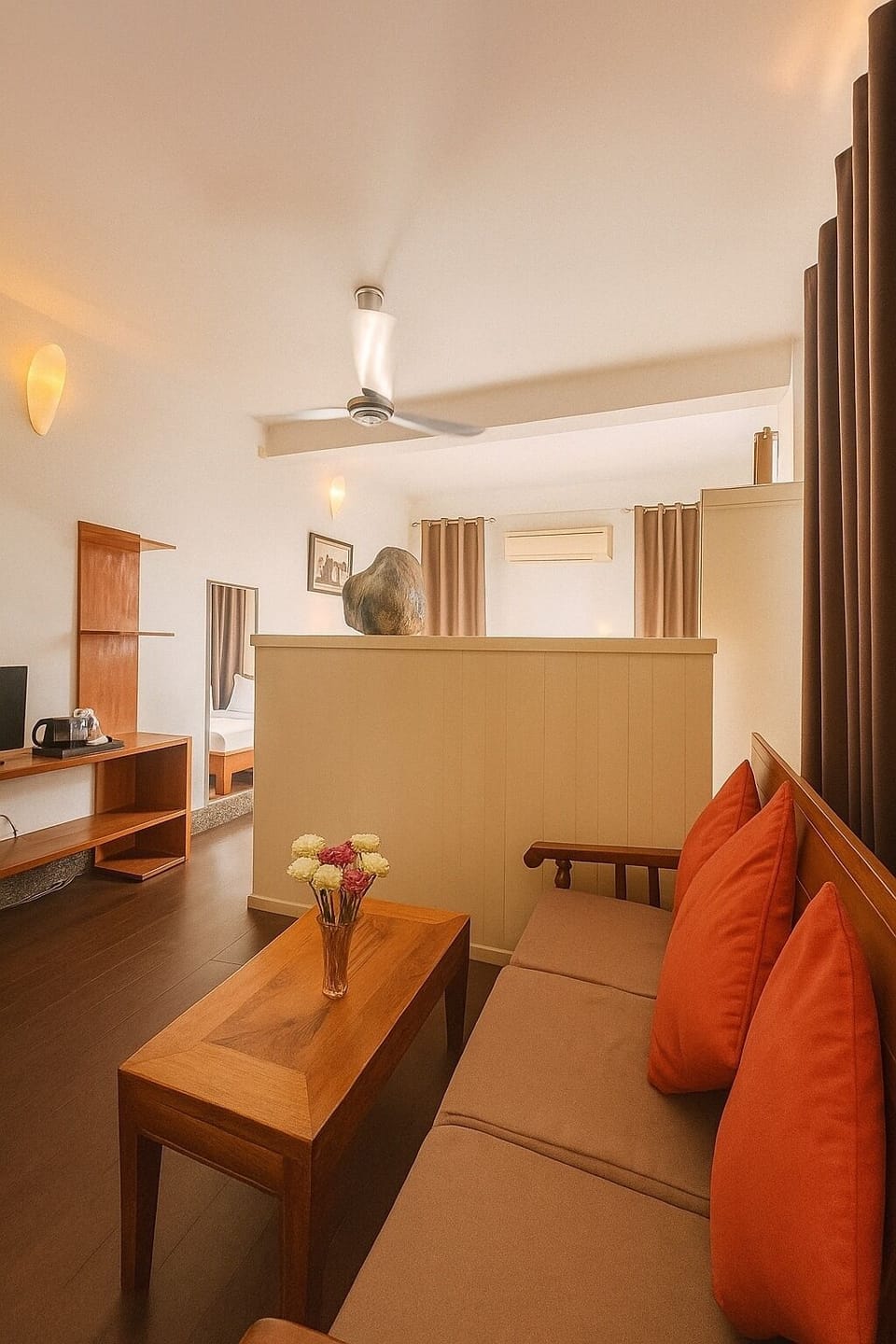 Deluxe Apartment, 1 Queen Bed, Patio, City View | Individually furnished, laptop workspace, free WiFi, bed sheets