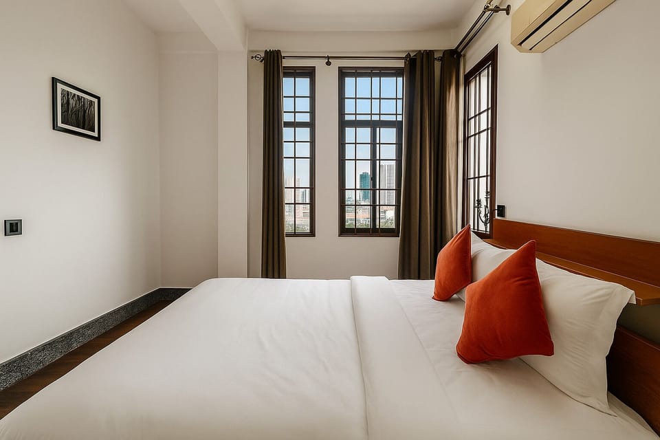 Deluxe Apartment, 1 Queen Bed, Patio, City View | Individually furnished, laptop workspace, free WiFi, bed sheets