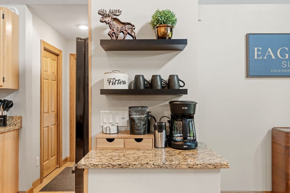 Studio (3 Bedrooms) | Property amenity