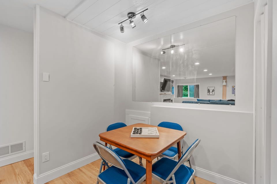 Studio (2 Bedrooms) | Property amenity