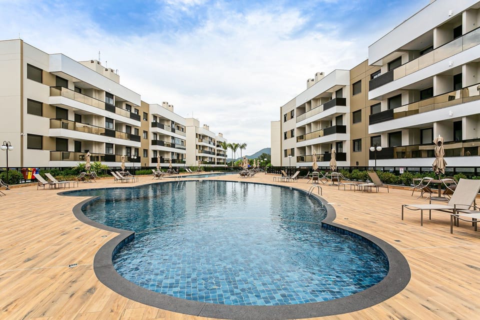 Basic Apartment | Pool