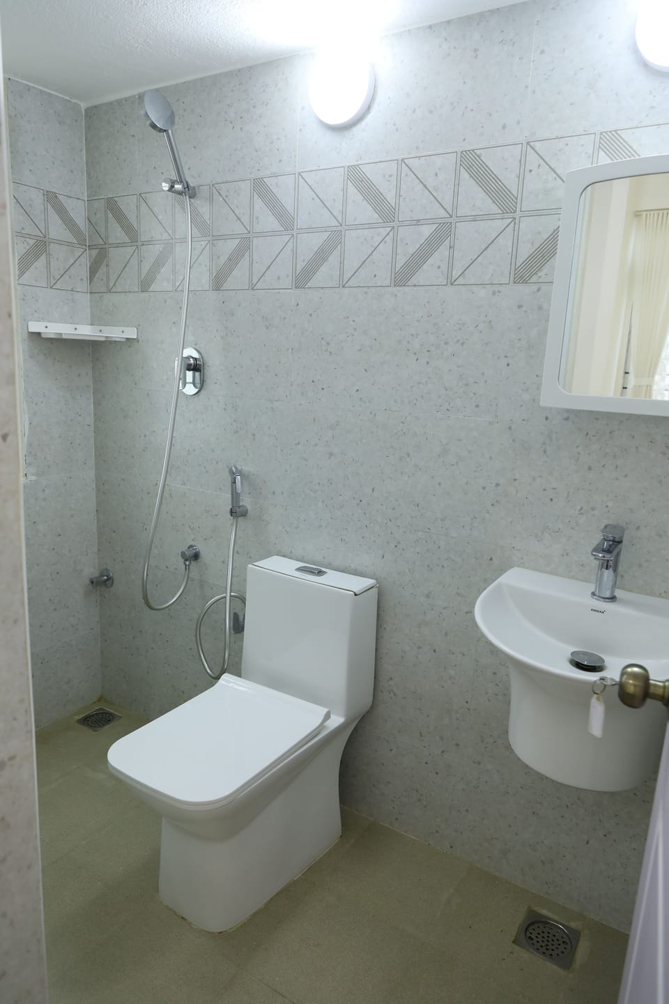 Bidet, soap