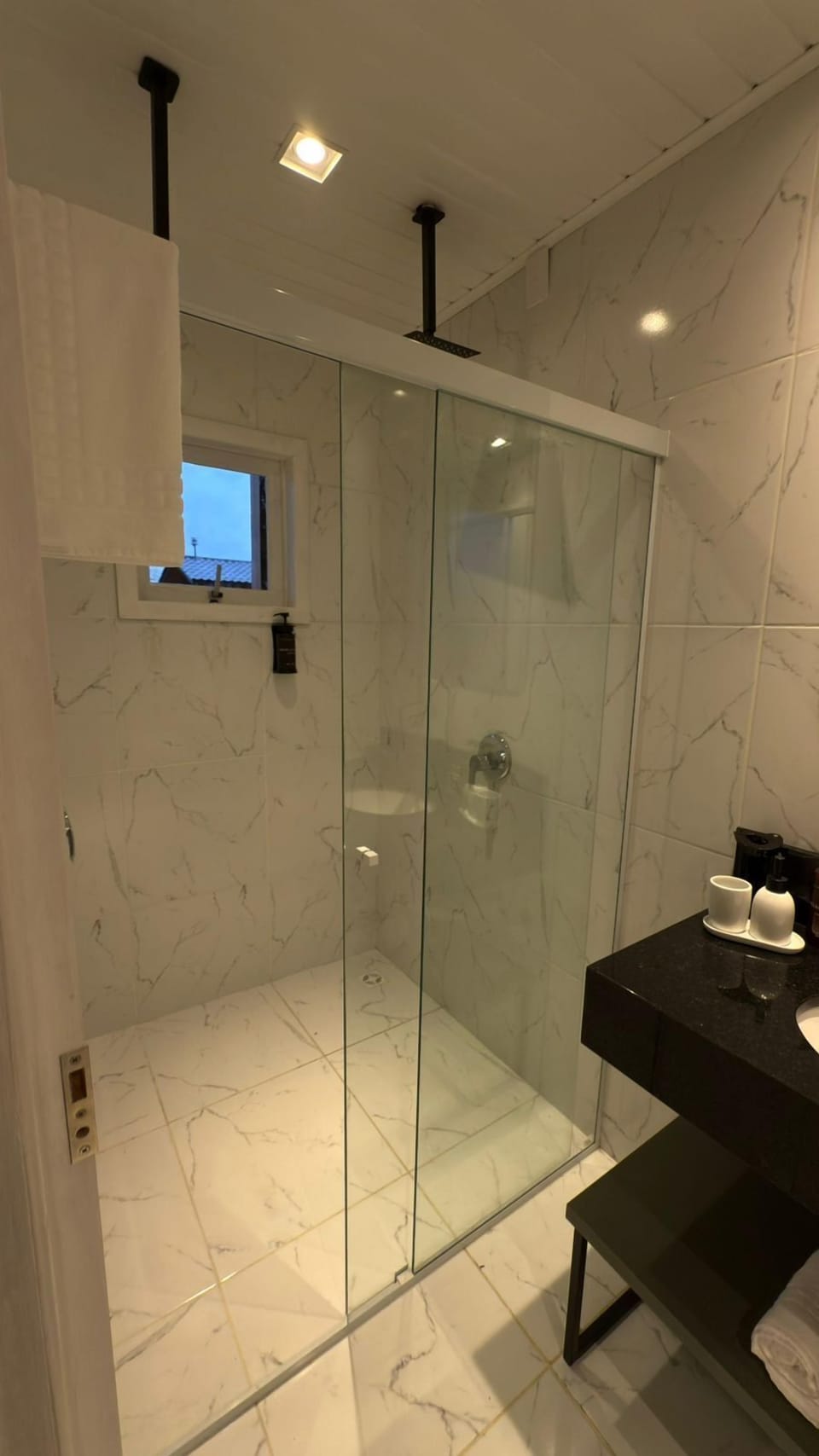 Comfort Chalet, Patio | Bathroom