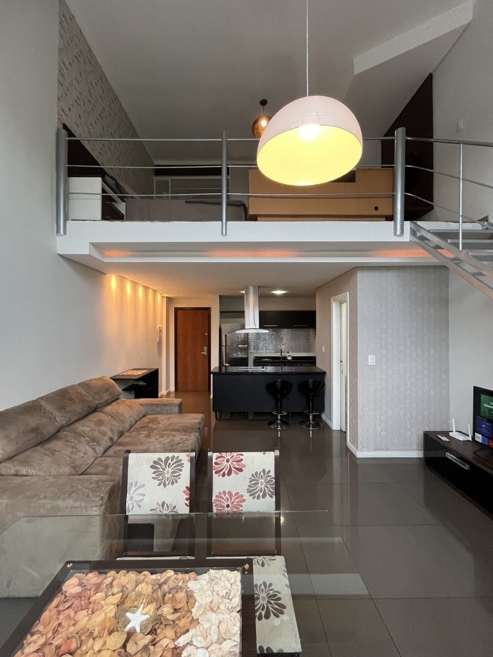 Basic Apartment | Living area