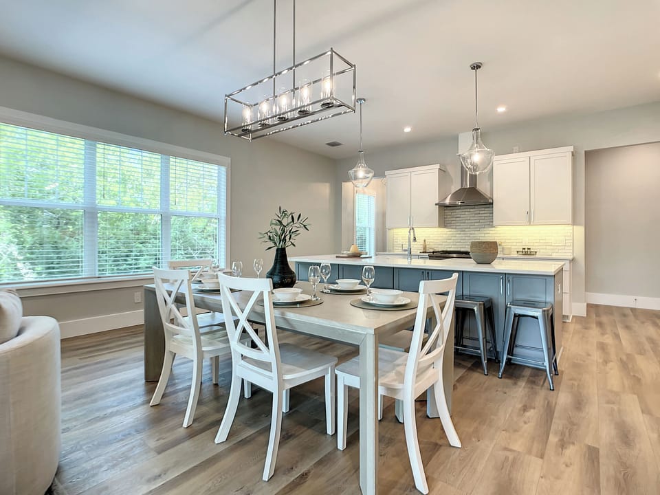 House, Multiple Beds, Pool Access, Pool View (Lala at the Beach 512) | Dining