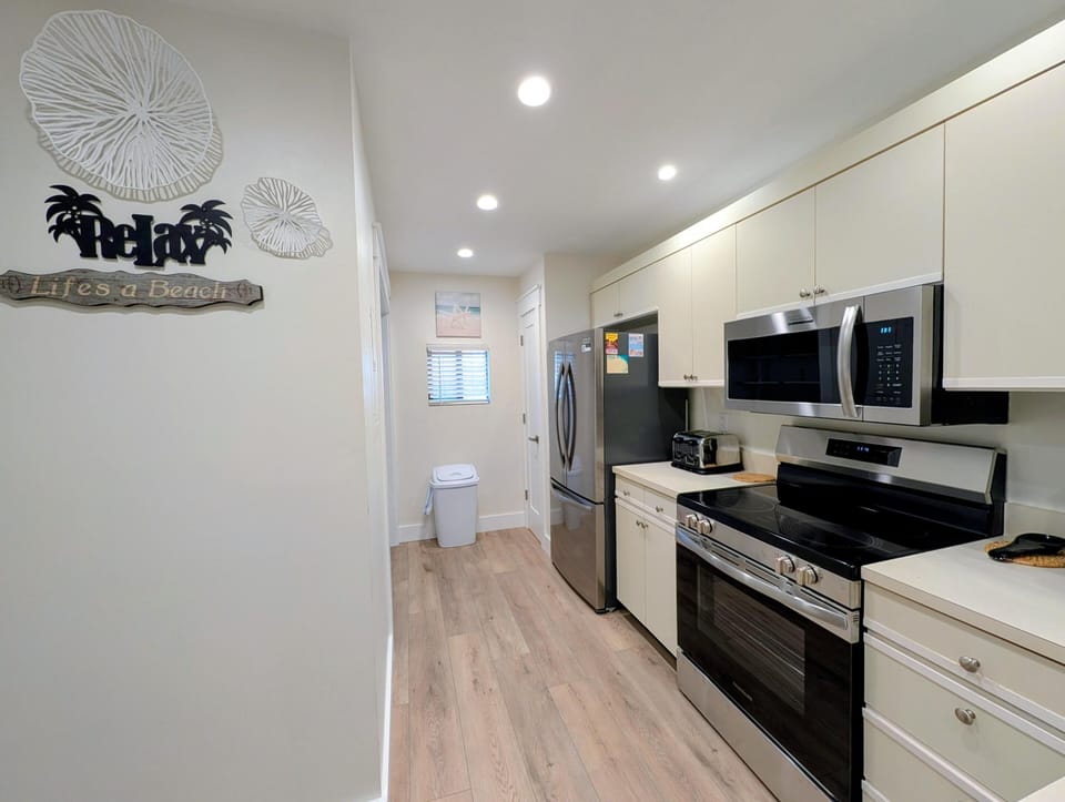 Plenty of space in the kitchen