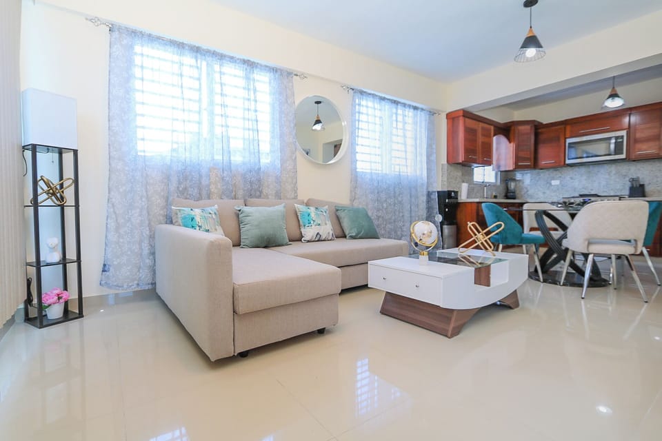 Apartment, 2 Bedrooms, Private Bathroom, City View | Living area