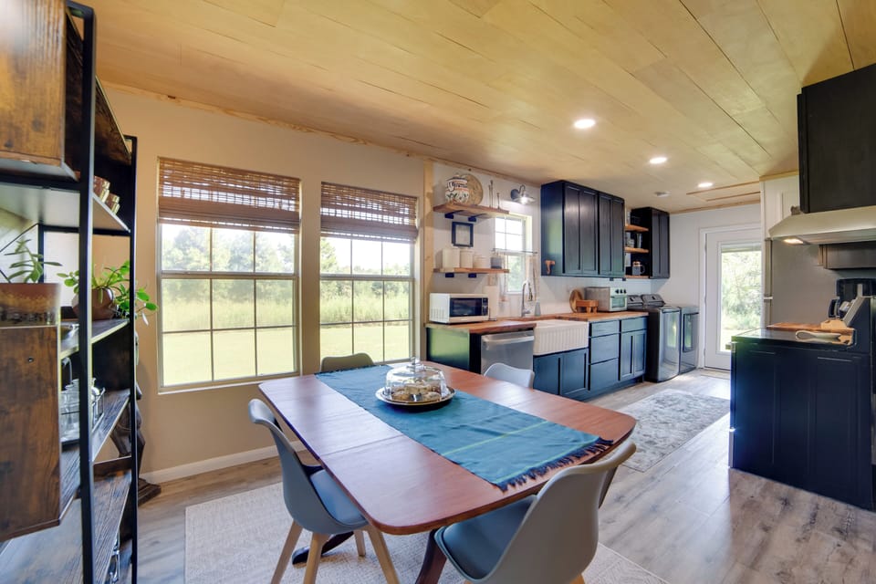Kitchen & Dining Area | Central A/C & Heat