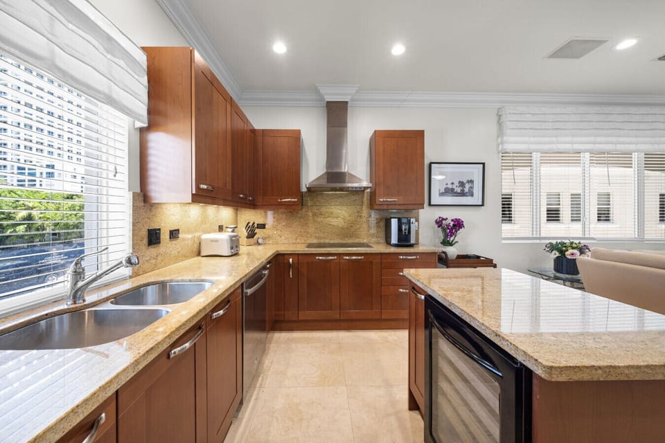 Open Concept Kitchen - Fully Stocked