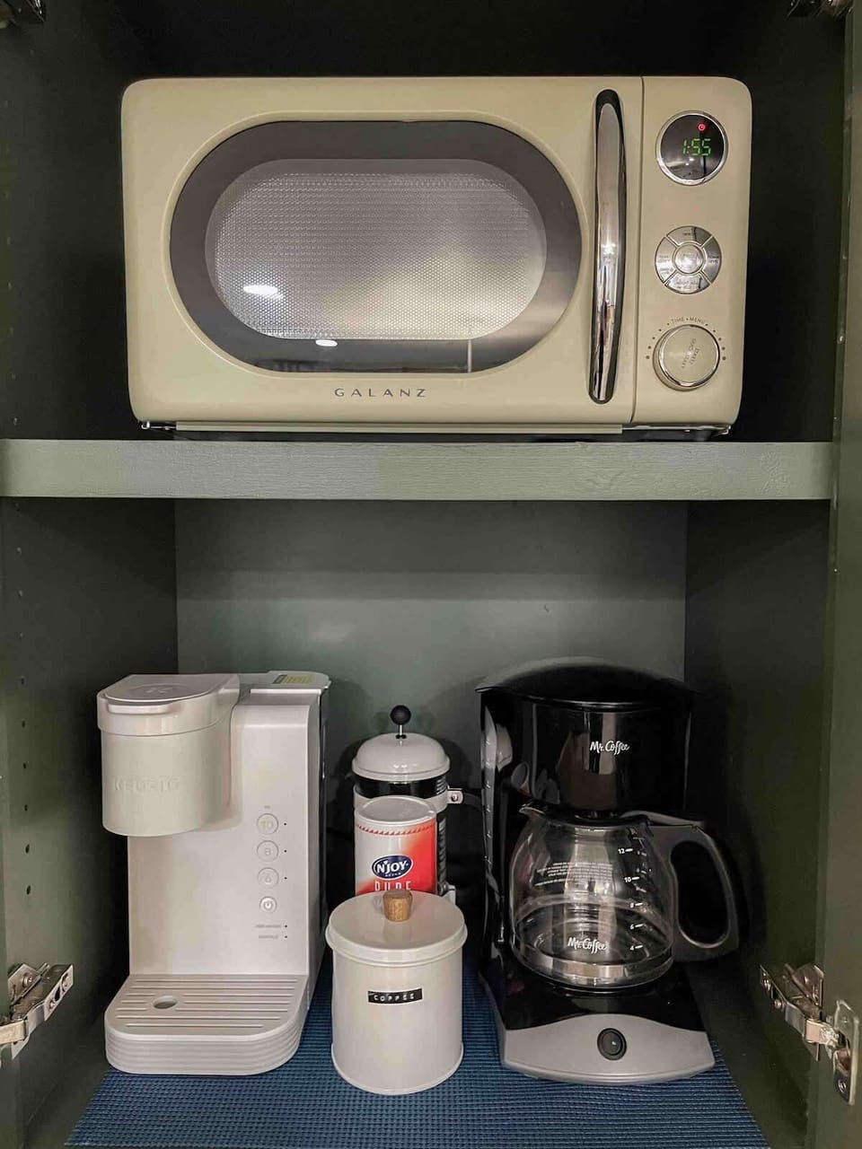 Retro style microwave, coffee pot, keurig & French press 