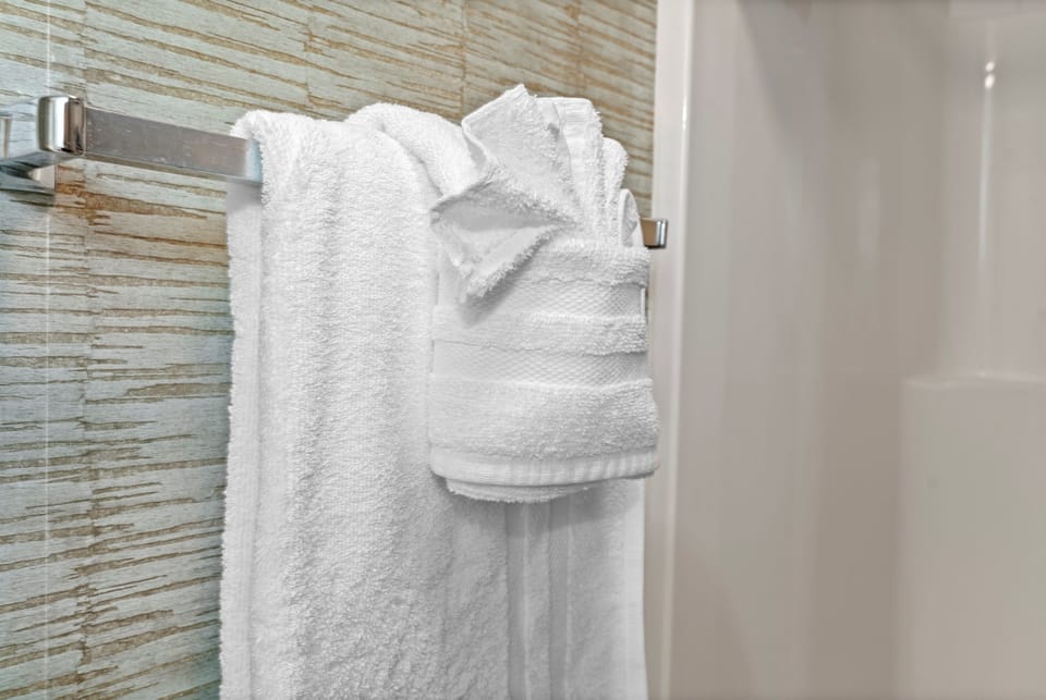 2nd Bathroom