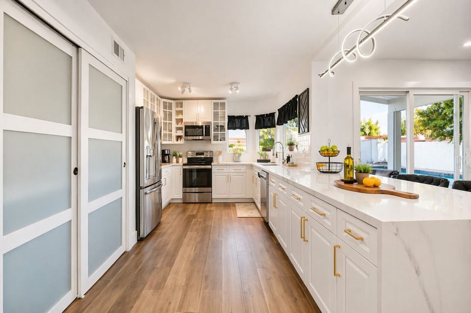 Fully Equipped Kitchen with Large Island & Bar Seating
