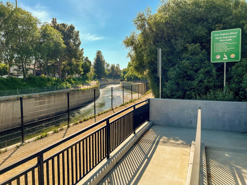 LA River Walk for Outdoor Leisure , walking distance from VRBO 