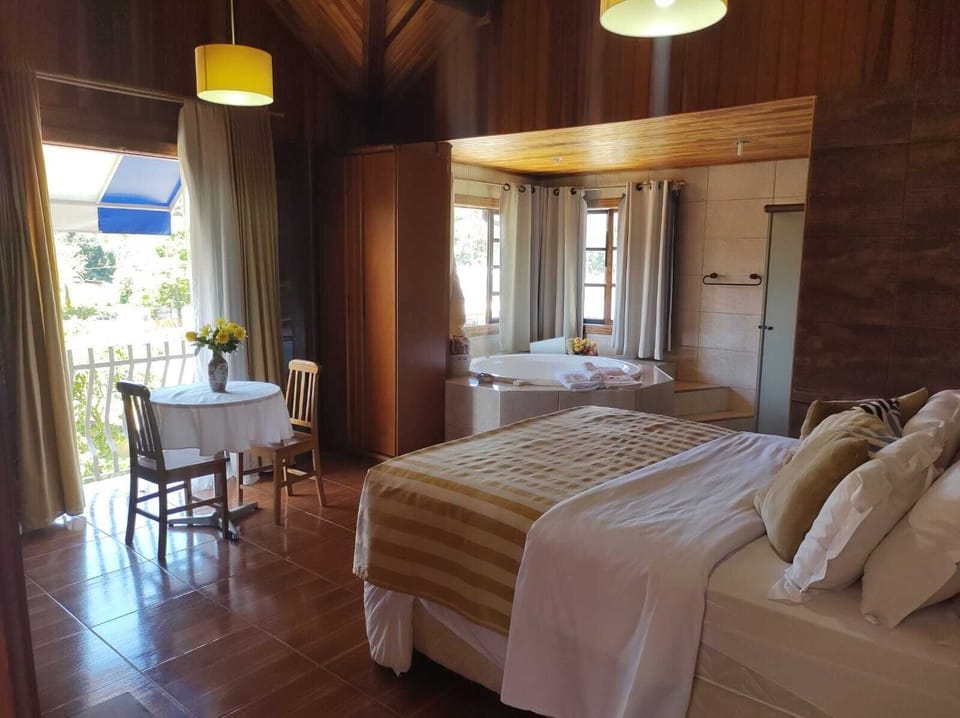 Loft | Minibar, blackout drapes, free WiFi, bed sheets