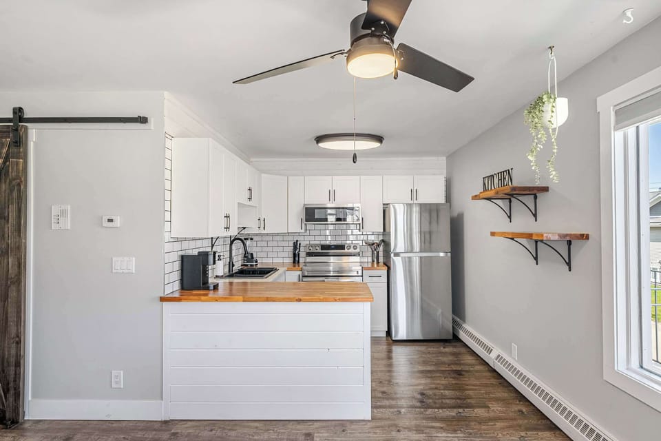 A clean, open kitchen ready for your favourite recipes.