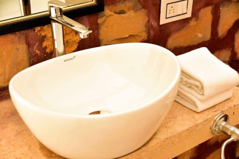 Luxury Room | Bathroom